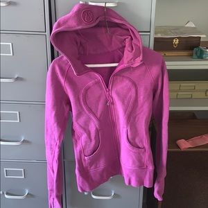 Lululemon Scuba Hoodie with hood and thumb holes
